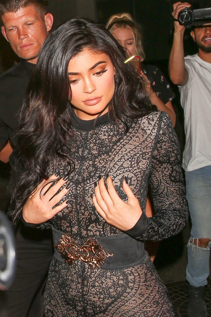 Kylie Jenner Leaves The Nice Guy in West Hollywood-1