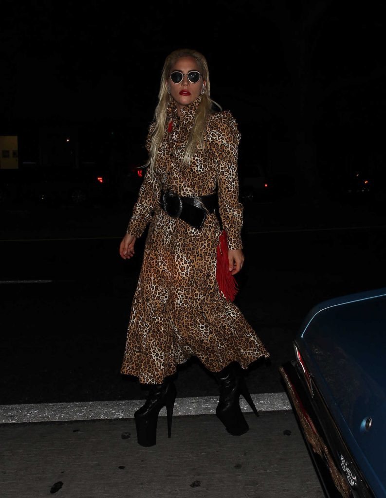 Lady Gaga Arrives to the El Rey Theatre in Los Angeles-1