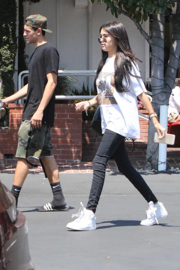 Madison Beer Goes Shopping With Boyfriend Jack Gilinsky at Fred Segal in West Hollywood-4