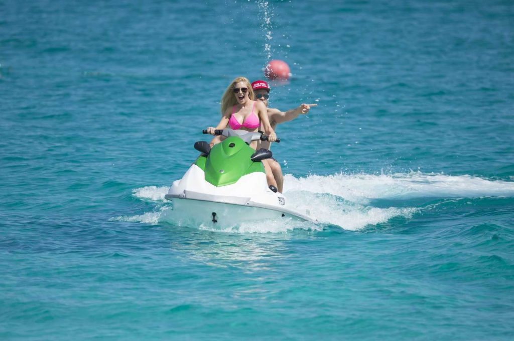 Heidi Montag Jet Skiing in Nassau, Bahamas-3