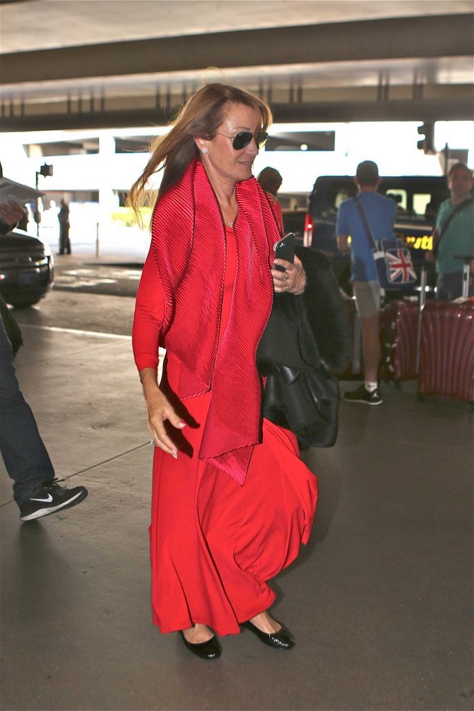 Jane Seymour Leaves the LAX Airport in Los Angeles-4