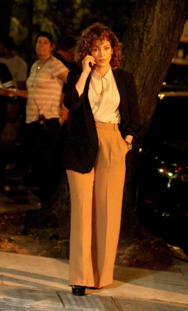 Jennifer Lopez on the Set of Shades of Blue in New York City-2