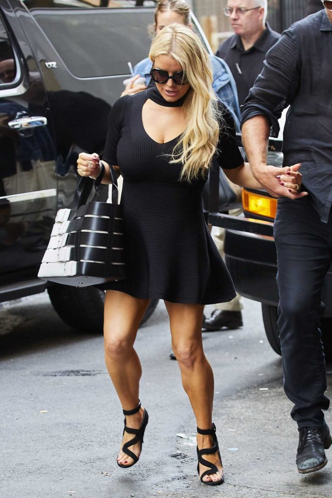 Jessica Simpson Was Seen Out in New York City-4