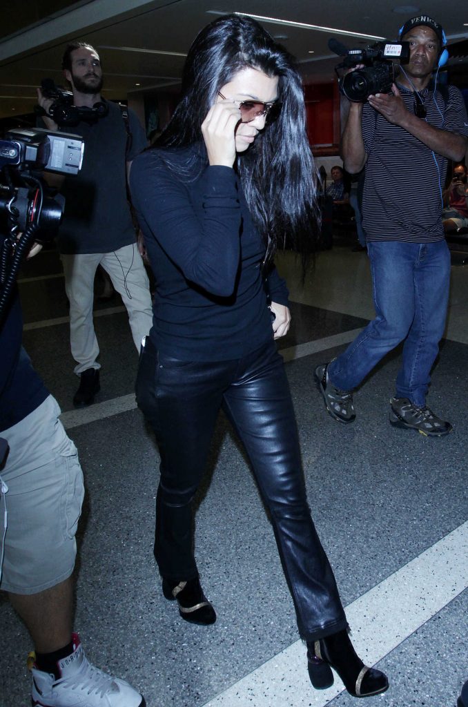 Kourtney Kardashian Was Seen at Los Angeles International Airport-4