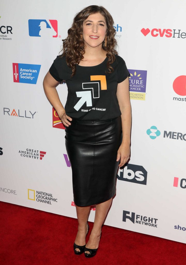 Mayim Bialik at the Hollywood Unites for the 5th Biennial Stand up to Cancer in Los Angeles-2