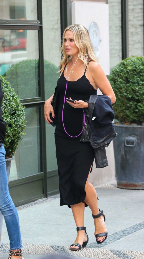 Molly Sims Was Seen Out in Soho, New York City-2