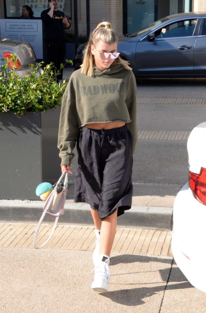 Sofia Richie Goes for Retail Therapy at Barneys NY-3