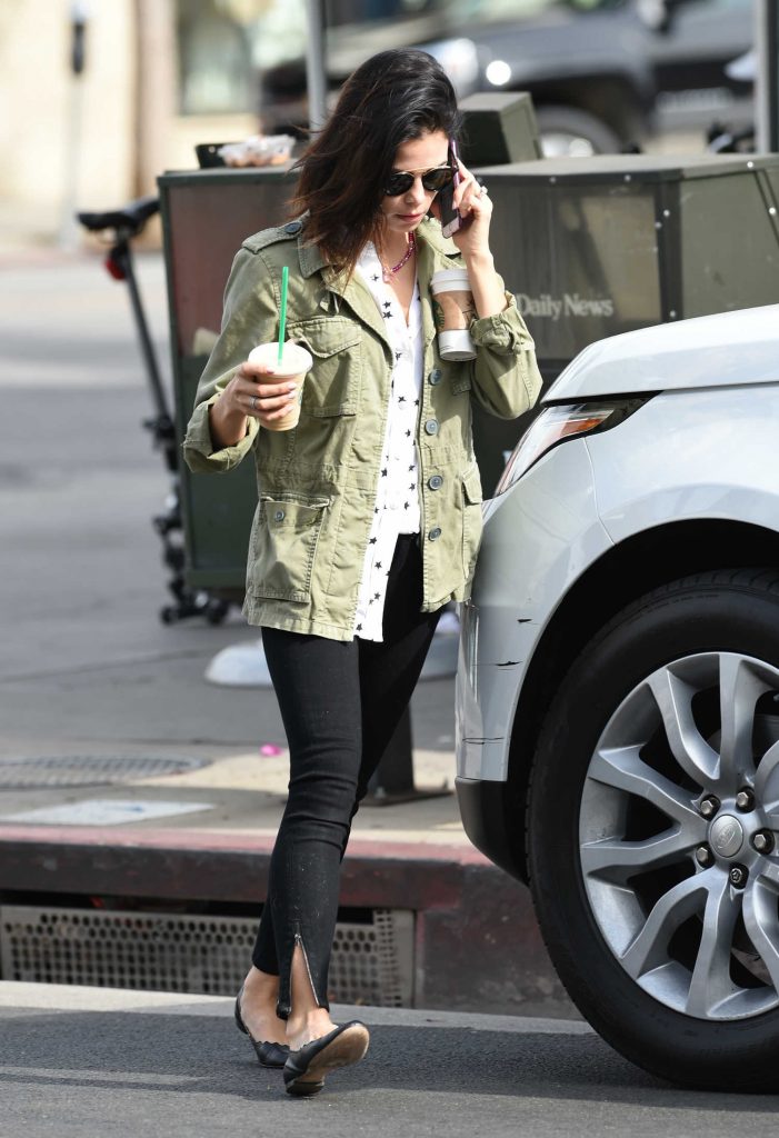 Jenna Dewan Was Seen Out in Los Angeles-1