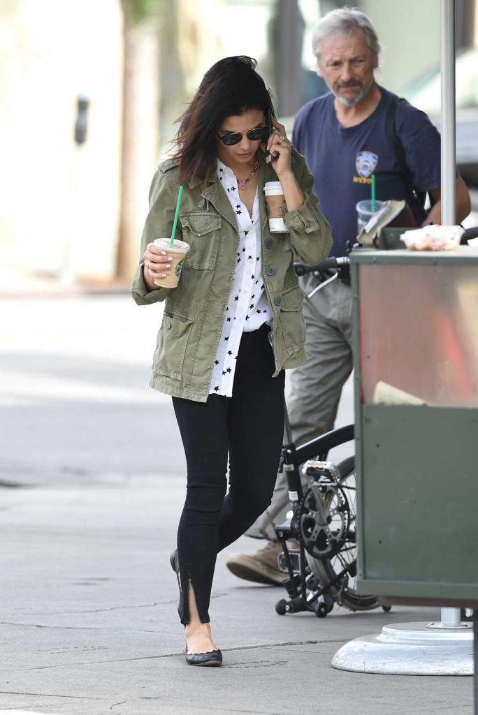 Jenna Dewan Was Seen Out in Los Angeles-4