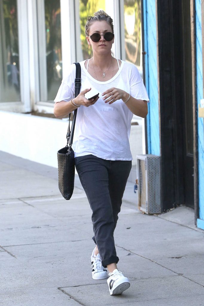 Kaley Cuoco Was Seen Out in Studio City-5