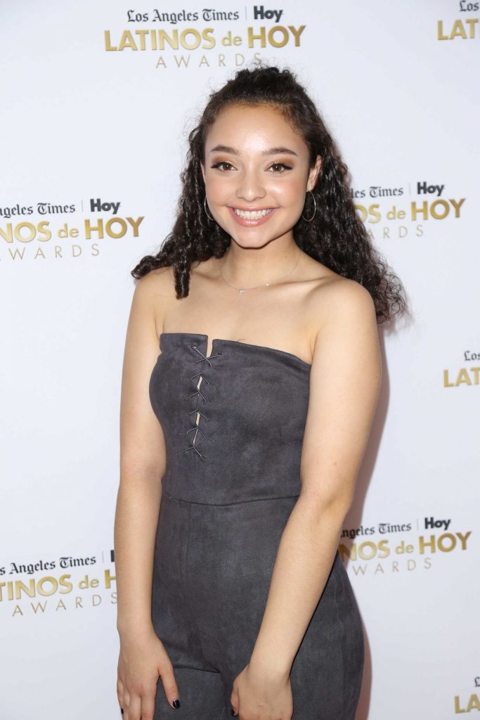 Kayla Maisonet at the 2016 Latinos de Hoy Awards in Hollywood-5