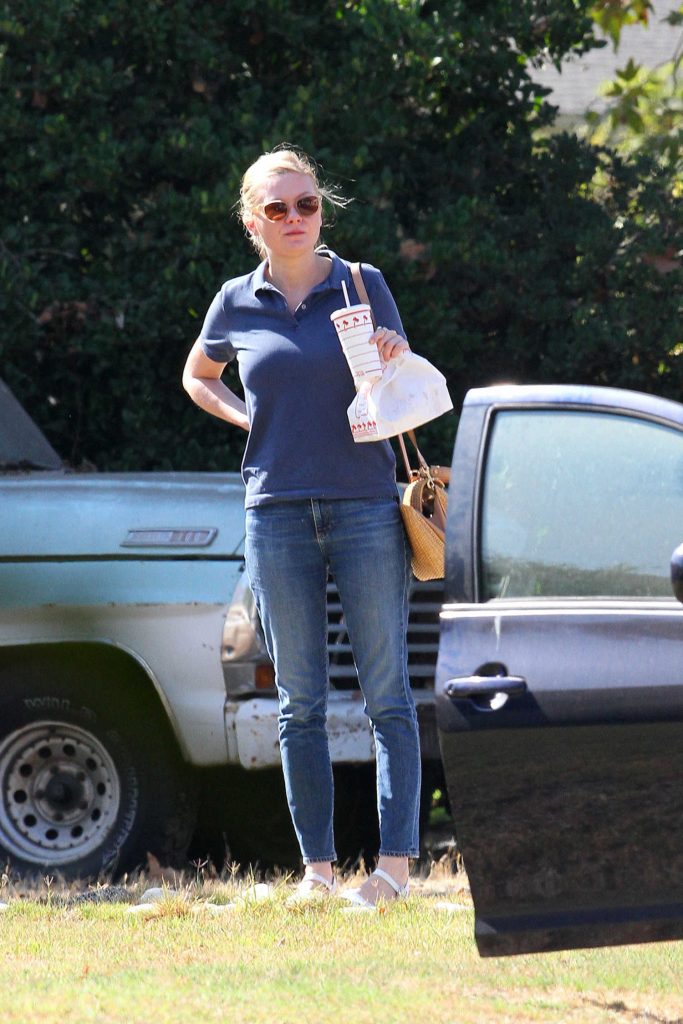 Kirsten Dunst Was Seen Out in Los Angeles-1