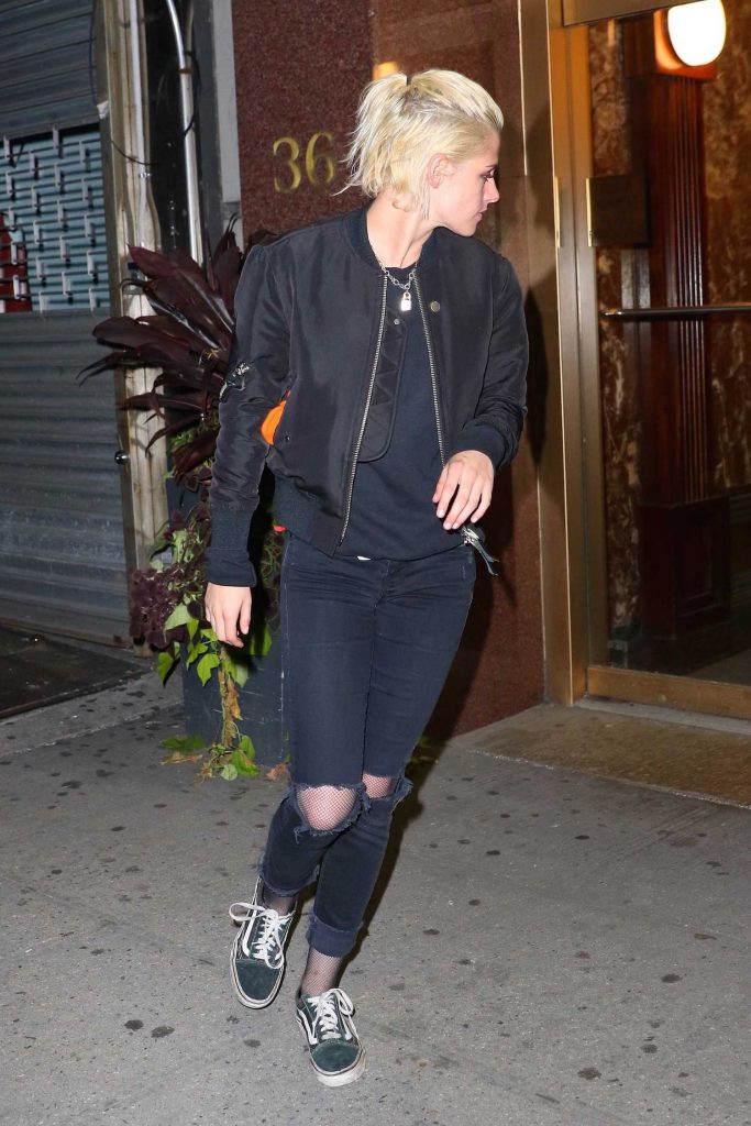 Kristen Stewart Was Seen Out in New York-3