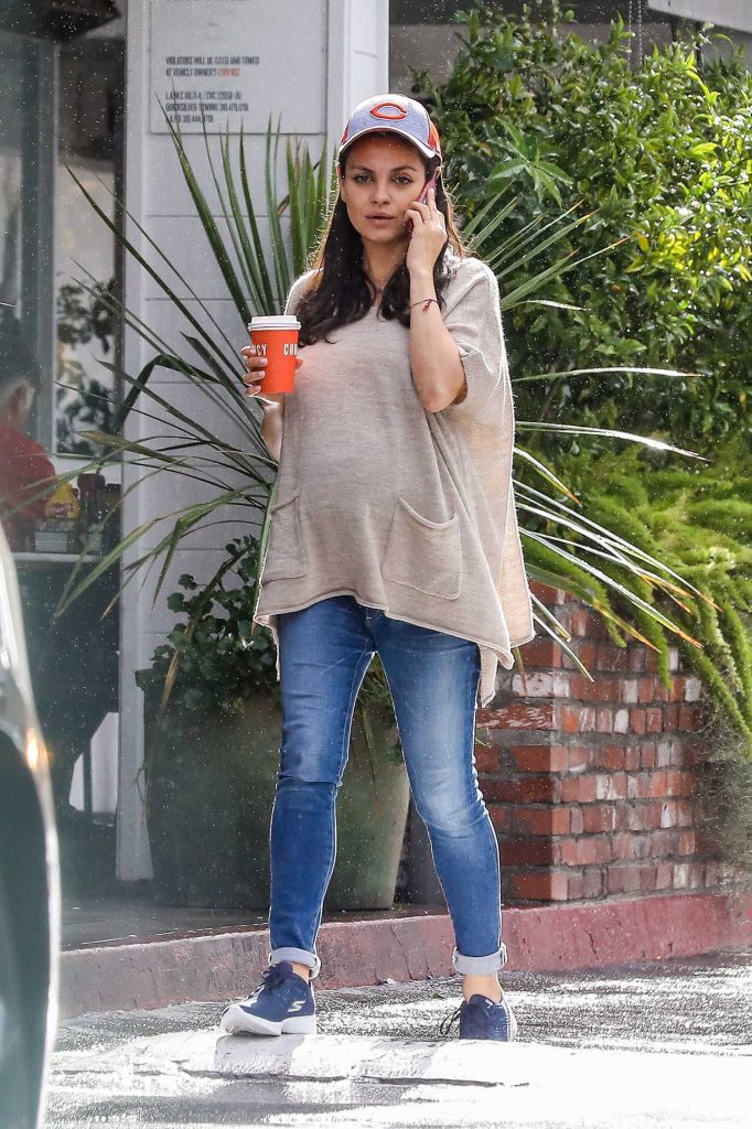 Mila Kunis Out For Coffee in Los Angeles-1