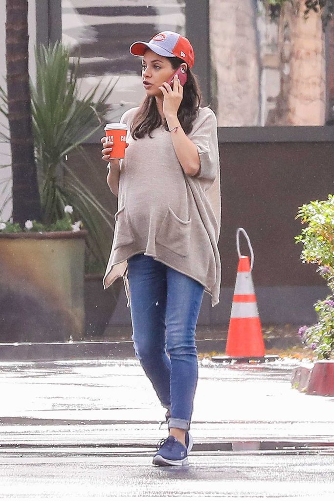 Mila Kunis Out For Coffee in Los Angeles-4