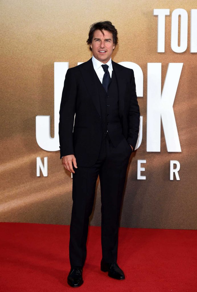 Tom Cruise at the Jack Reacher: Never Go Back Premiere in Berlin-1