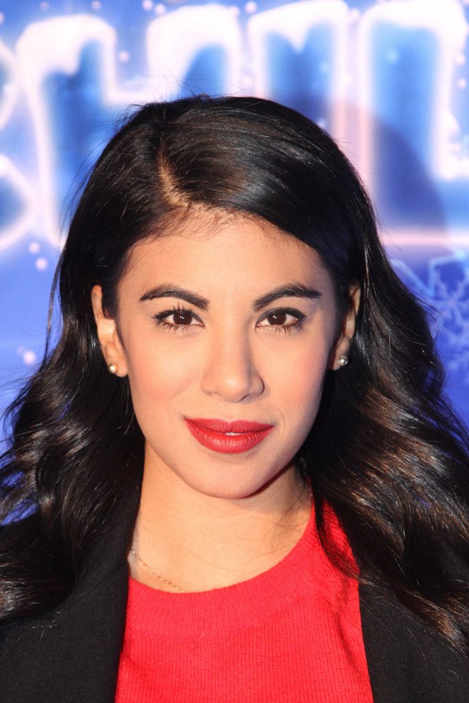 Chrissie Fit at the Queen Mary's CHILL Tree Lighting Ceremony in Long Beach-2
