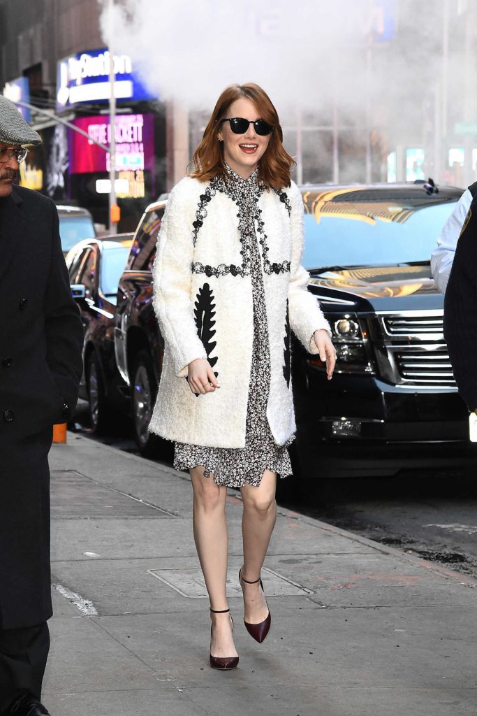 Emma Stone Arrives at Good Morning America in New York-2