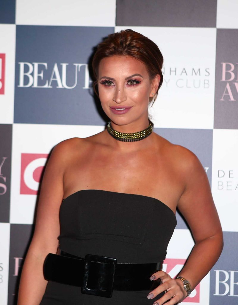 Ferne McCann at the Beauty Awards With OK! and Debenhams Beauty Club in London-4