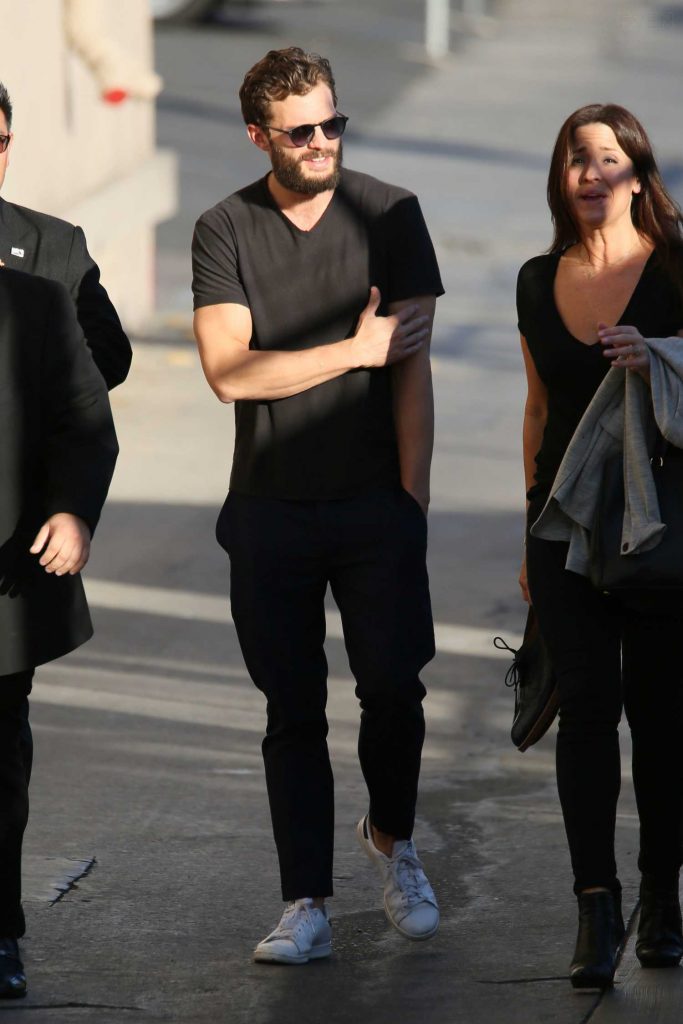 Jamie Dornan Arrives at the Jimmy Kimmel Live Studio in Hollywood-2
