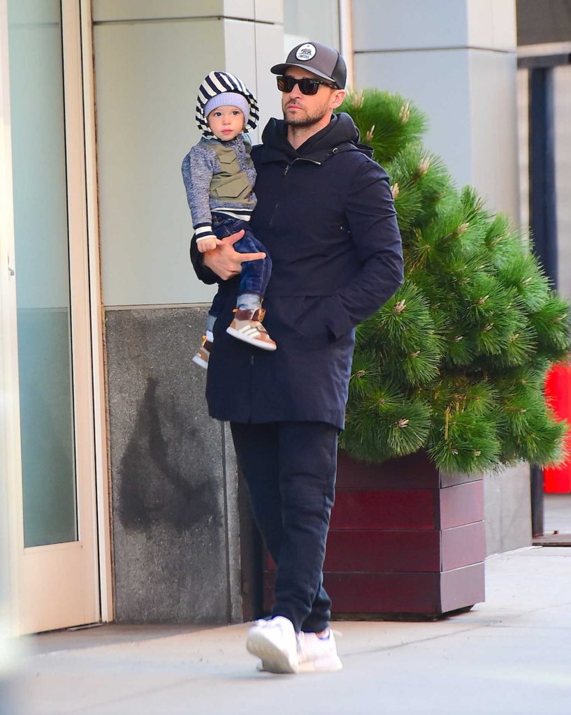 Justin Timberlake Was Seen Out in Tribeca, NYC With His Son Silas-1