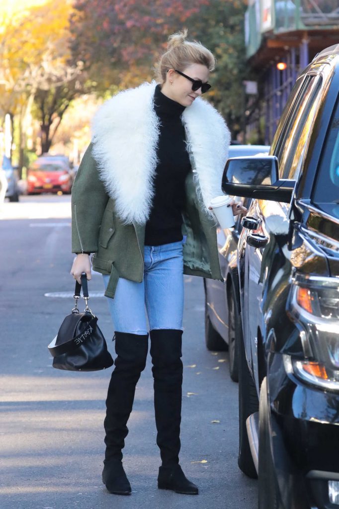 Karlie Kloss Was Seen Out in New York-5