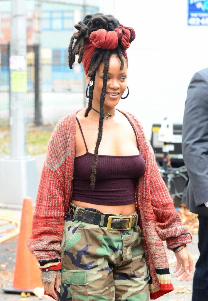 Rihanna on the Set of Ocean's Eight in New York-4