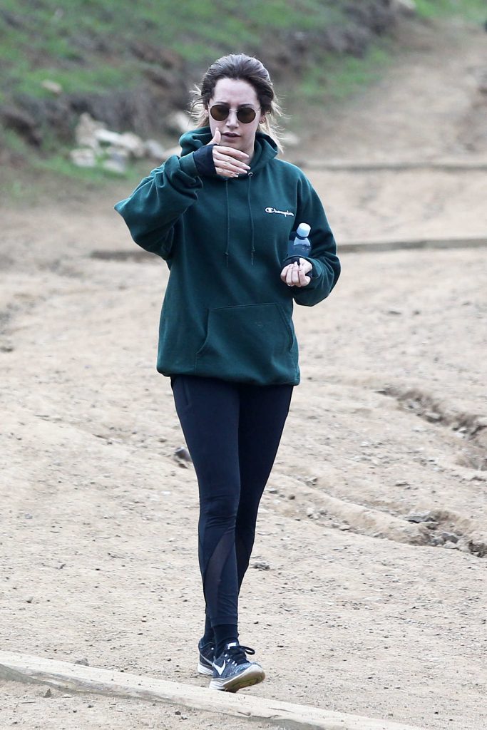 Ashley Tisdale Was Seen at Runyon Canyon in Los Angeles-3