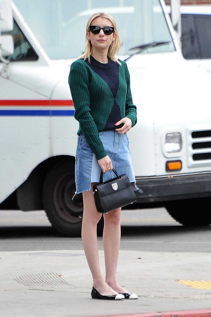 Emma Roberts Goes Shopping in Beverly Hills-4