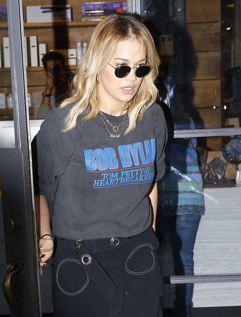 Rita Ora Stops by a Hair Salon in West Hollywood-4