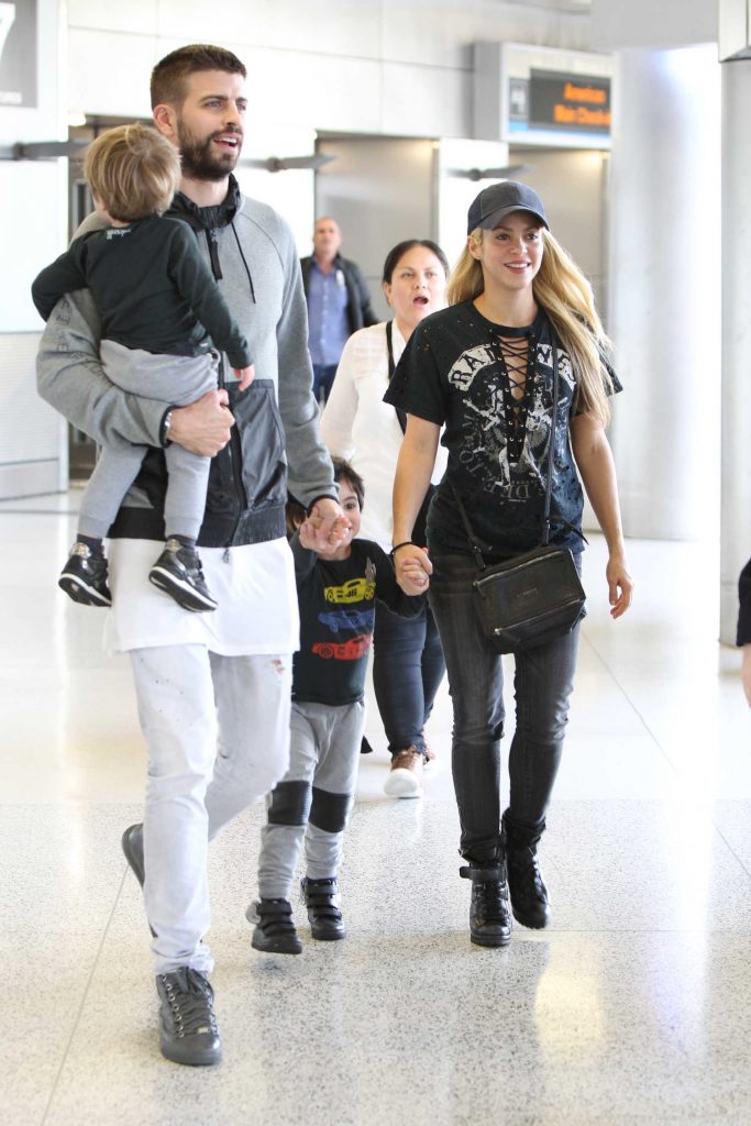 Shakira Arrives at Miami International Airport-1