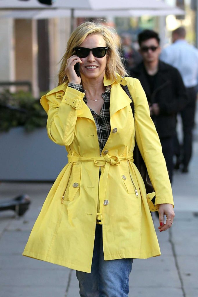 Chelsea Handler Visits Her Doctors Office in Beverly Hills-4