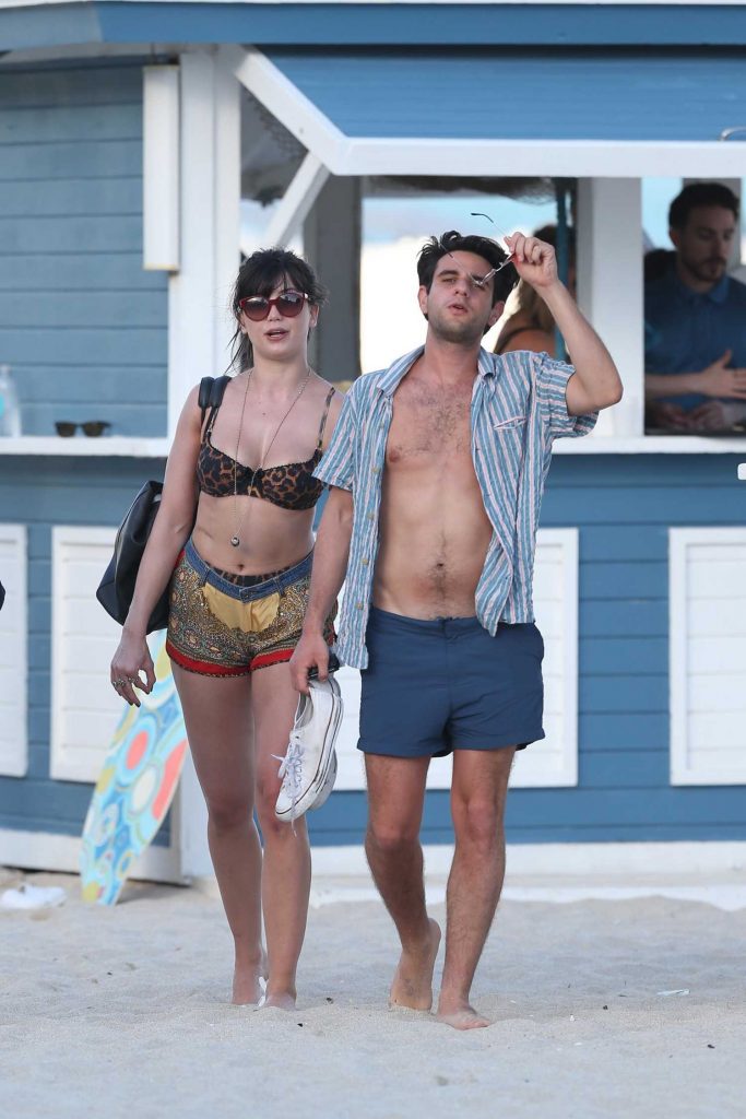 Daisy Lowe Was Seen at the Beach in Miami-3