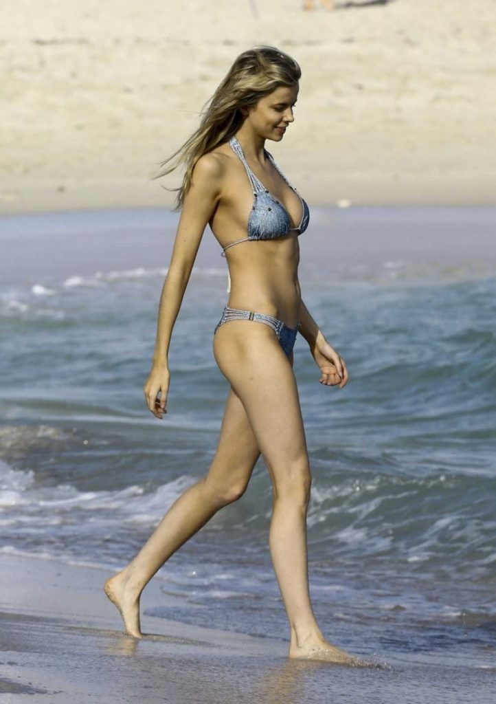 Louisa Warwick in Bikini at the Beach in Miami-5