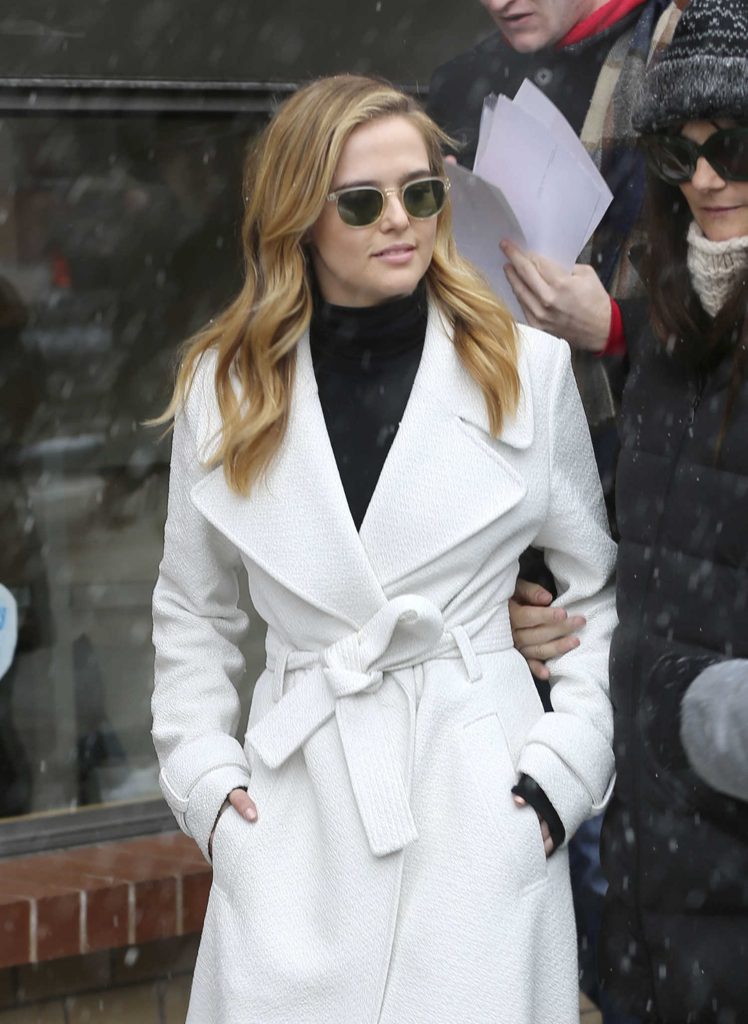 Zoey Deutch Was Seen Out in Park City During Sundance Film Festival-4
