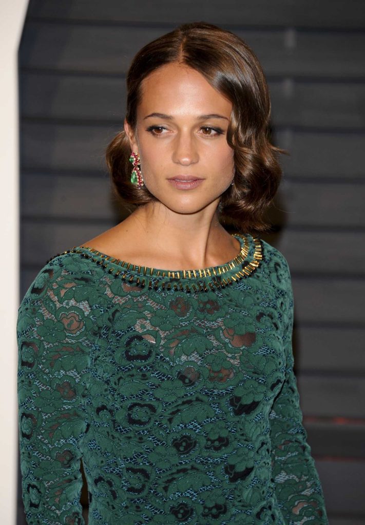 Alicia Vikander at the 2017 Vanity Fair Oscar Party in Beverly Hills-5