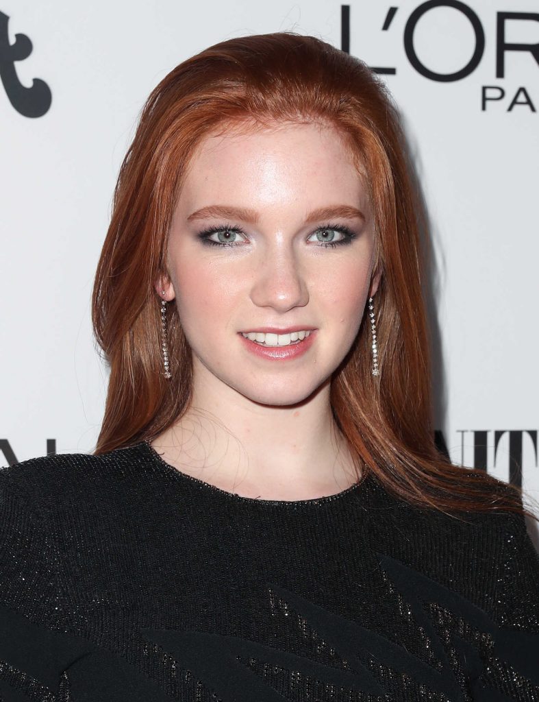 Annalise Basso at the Vanity Fair and L'Oreal Paris Toast to Young Hollywood at Delilah in West Hollywood-4