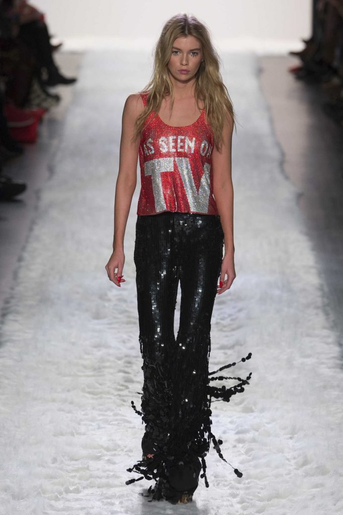 Stella Maxwell at the Jeremy Scott Fashion Show During the New York Fashion Week-2