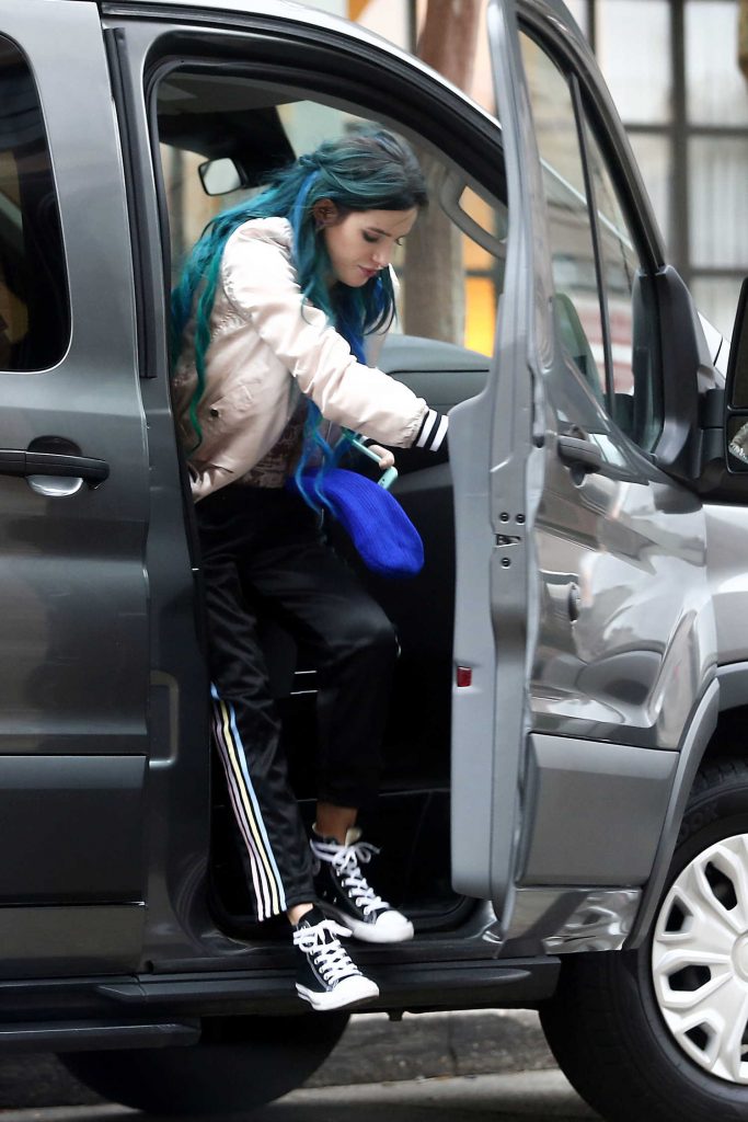 Bella Thorne Arrives to the Set of Assassination Nation in New Orleans-1