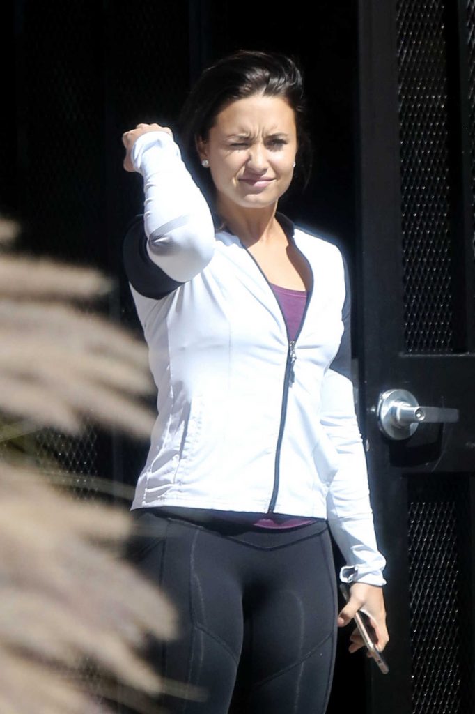 Demi Lovato Leaves a Jiu Jitsu Class in Hollywood-1