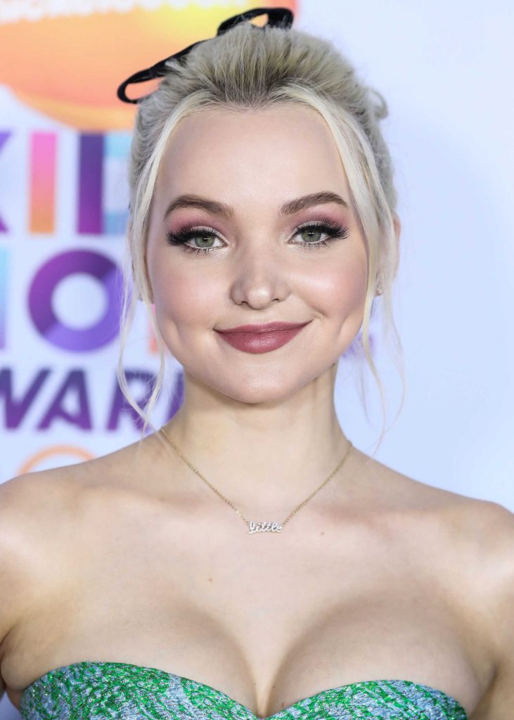 Dove Cameron at the 2017 Nickelodeon Kids' Choice Awards in Los Angeles-5