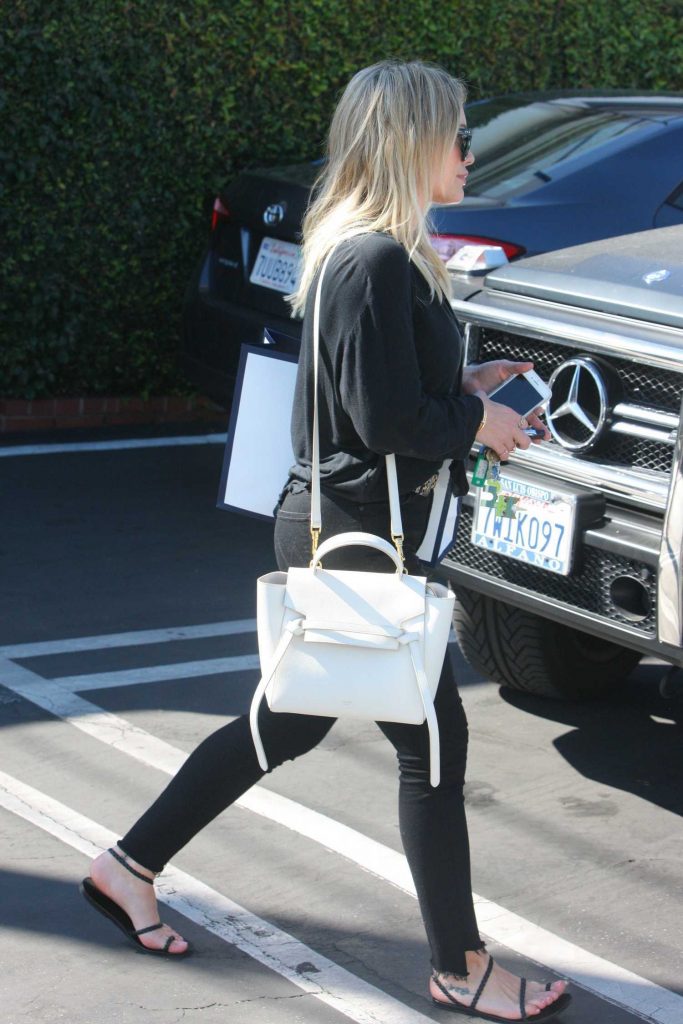 Hilary Duff Was Seen Out in West Hollywood-4