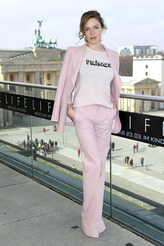 Rebecca Ferguson at the Life Film Photocall in Berlin-1