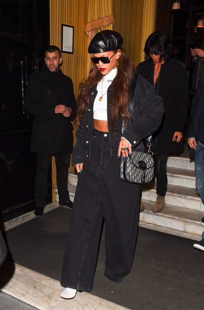 Rihanna Was Spotted Out in Paris-2