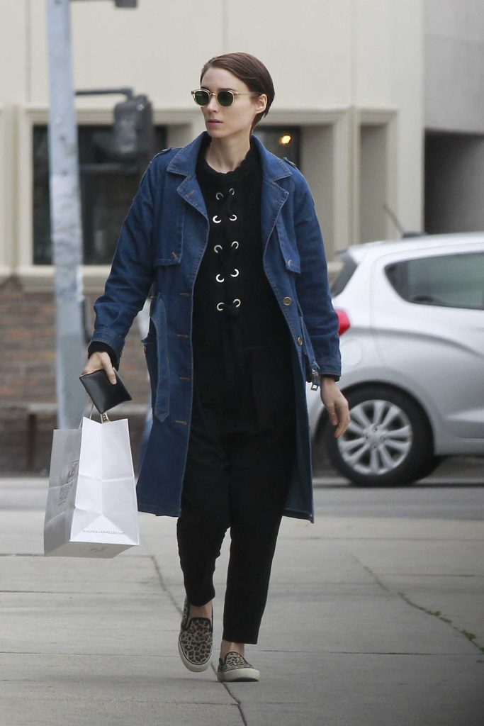 Rooney Mara Was Seen Out in Los Angeles-1