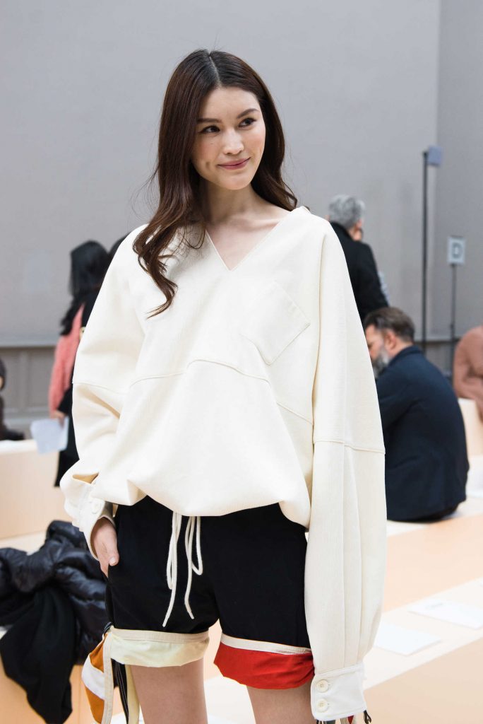 Sui He at the Chloe Show During the Paris Fashion Week-3