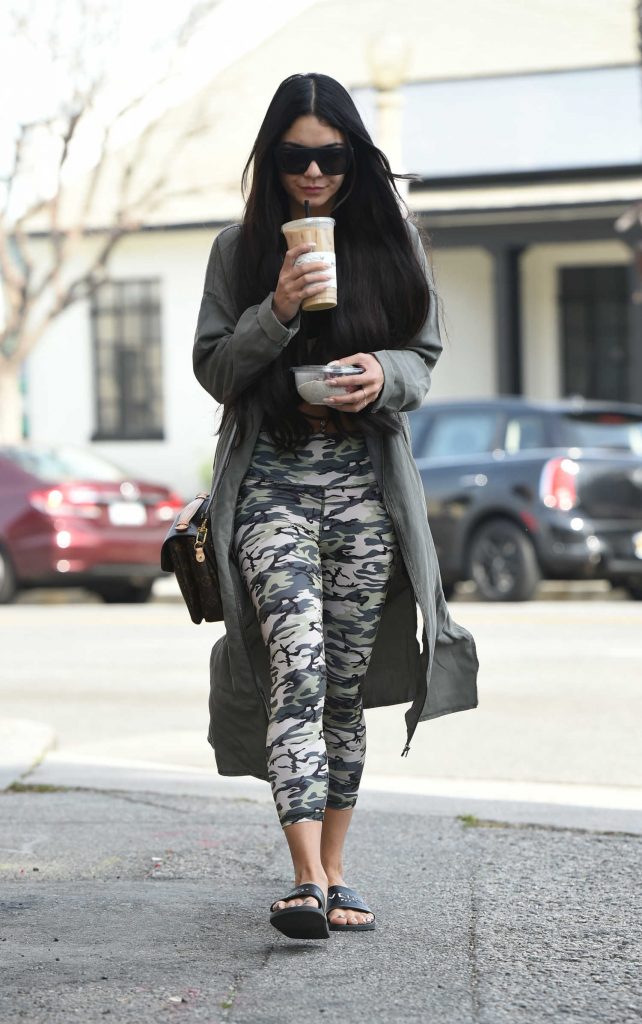 Vanessa Hudgens Grabs a Coffee Drink Out in LA-2