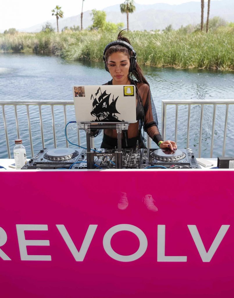 Chantel Jeffries Attends the REVOLVE Desert House During the Coachella Valley Music and Arts Festival in Palm Springs-2