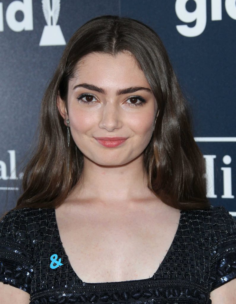 Emily Robinson at the 28th Annual GLAAD Media Awards in Los Angeles 04/01/2017-4
