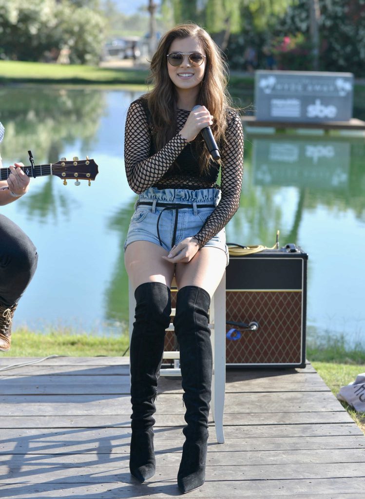 Hailee Steinfeld Performs During The Hyde Away in Thermal-3
